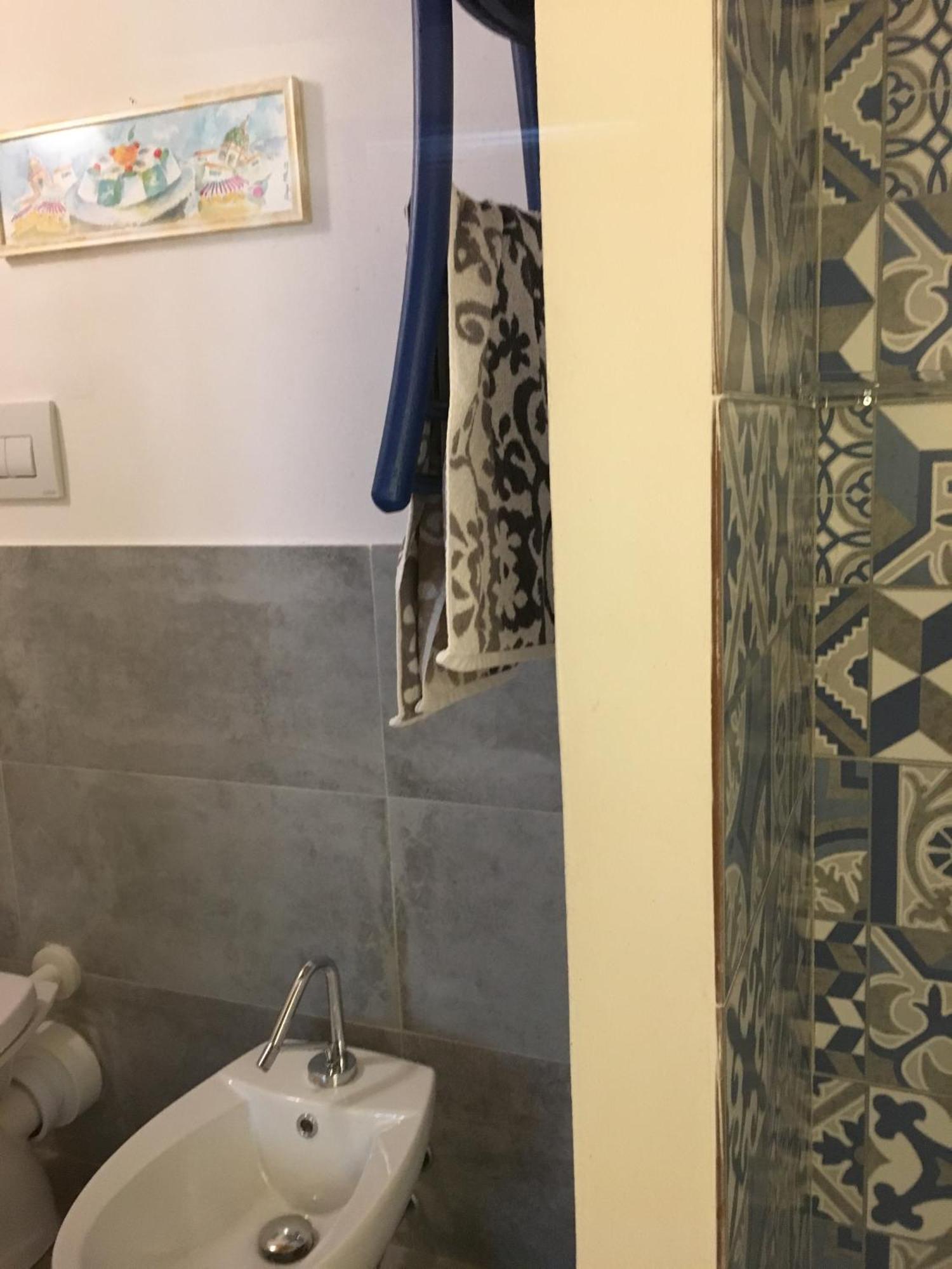Locanda Sette Fate Spa E Solarium Palermo Bilik gambar